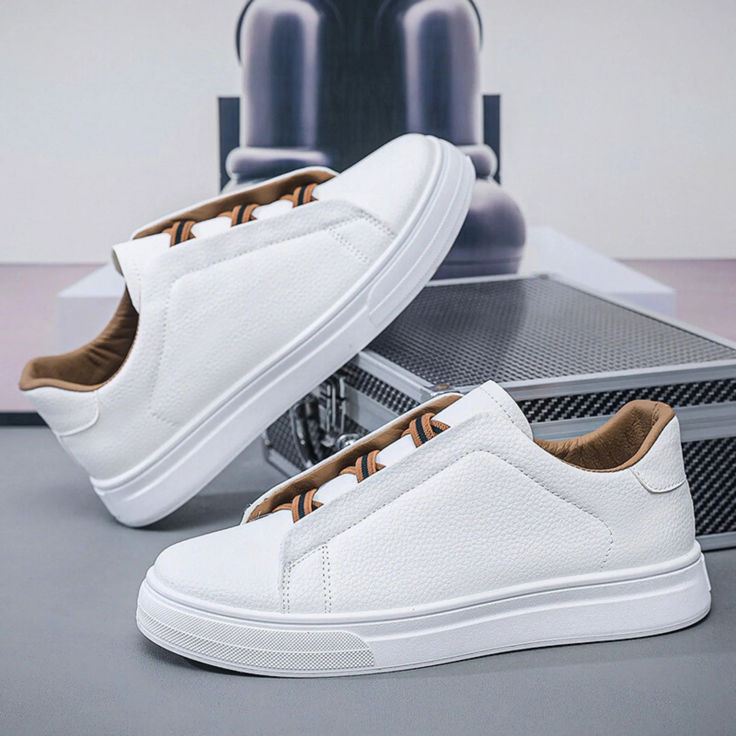 MONVIEL | MEN'S SLIP-ON TRAINERS