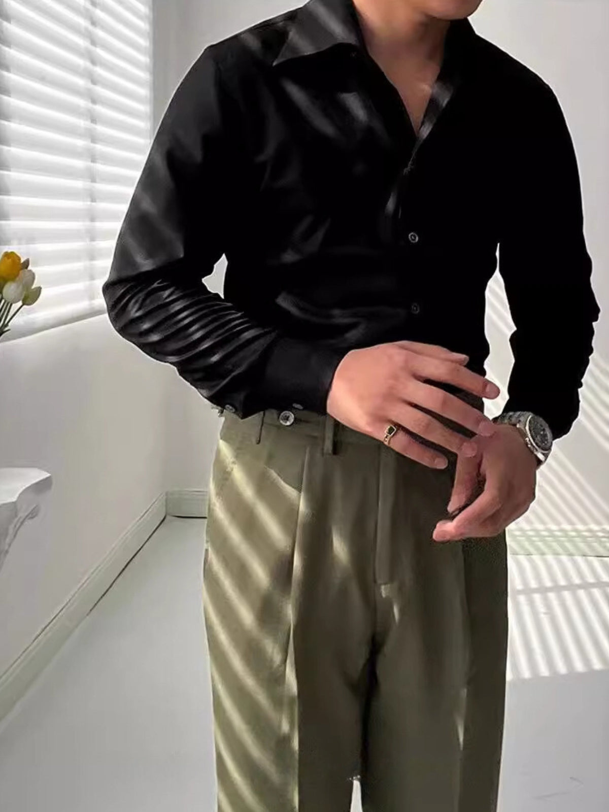 MONVIEL | MEN'S BAMBOO V-NECK SHIRT