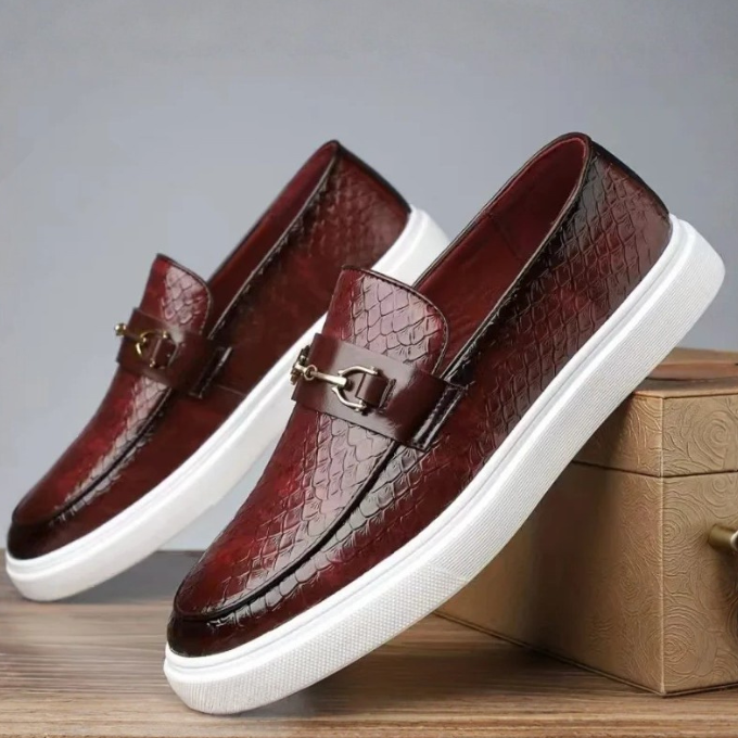 MONVIEL | CLASSIC MENS LOAFERS