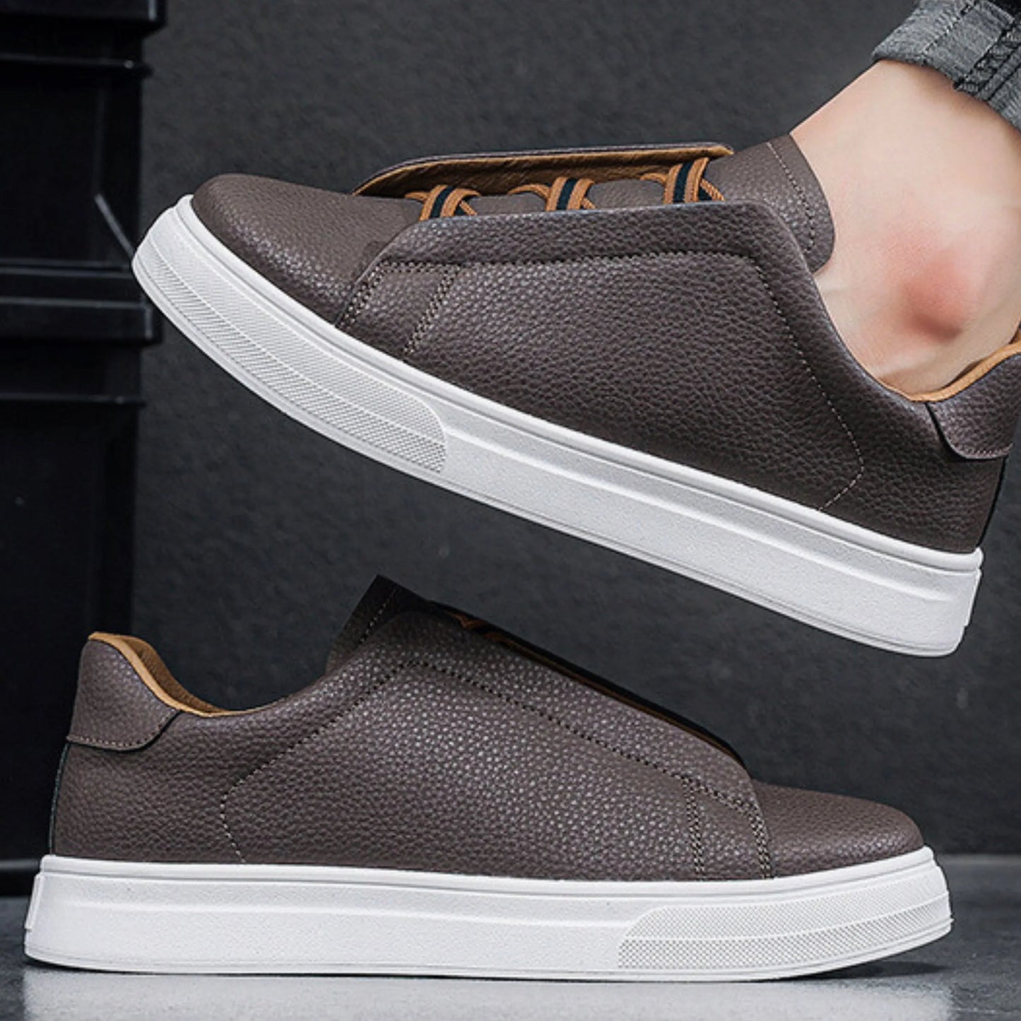 MONVIEL | MEN'S SLIP-ON TRAINERS