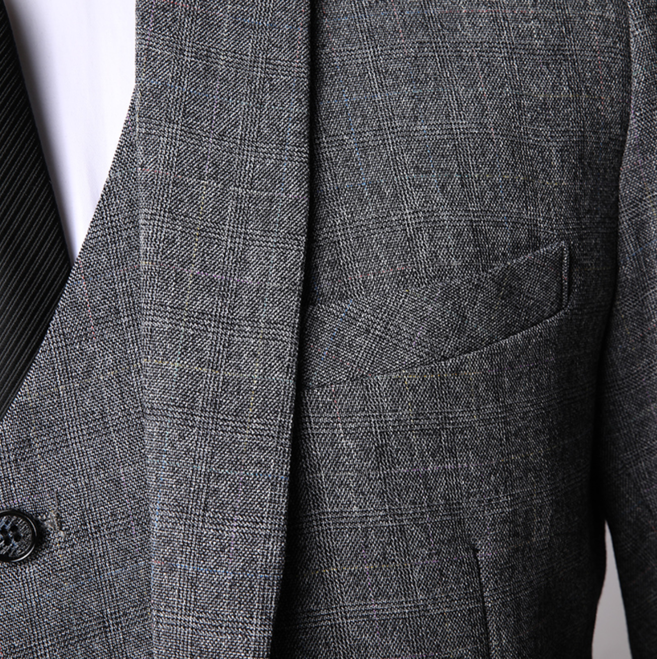 MONVIEL™ | Men’s Three-Piece Suit
