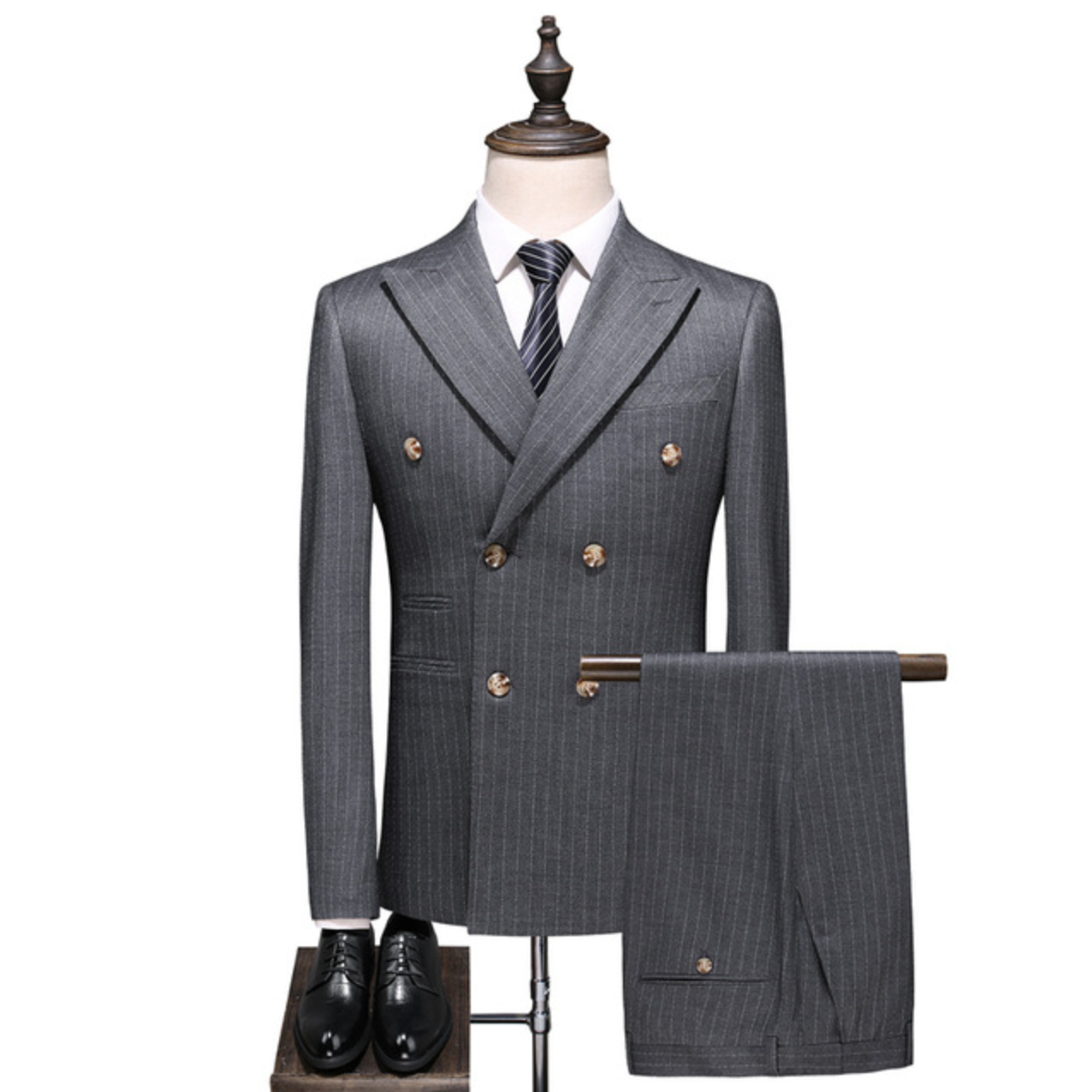 MONVIEL | British Three-piece suit