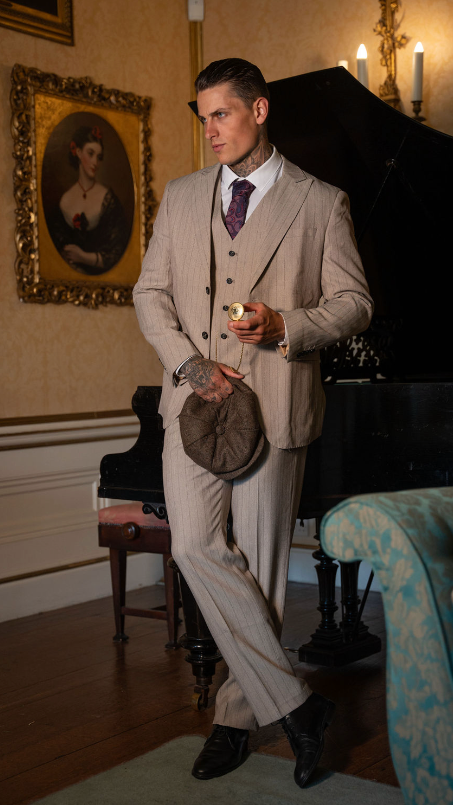 MONVIEL | Beige Three-piece suit