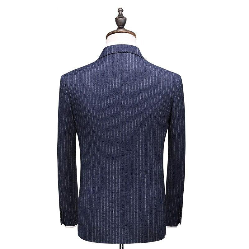 MONVIEL | Double-breasted three-piece suit