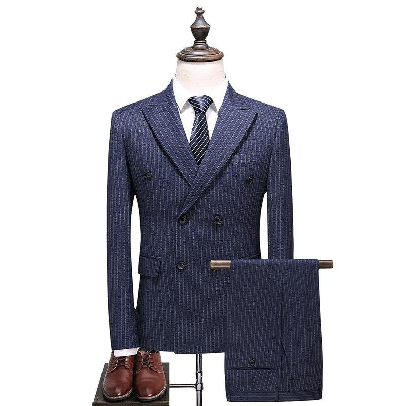 MONVIEL | Double-breasted three-piece suit